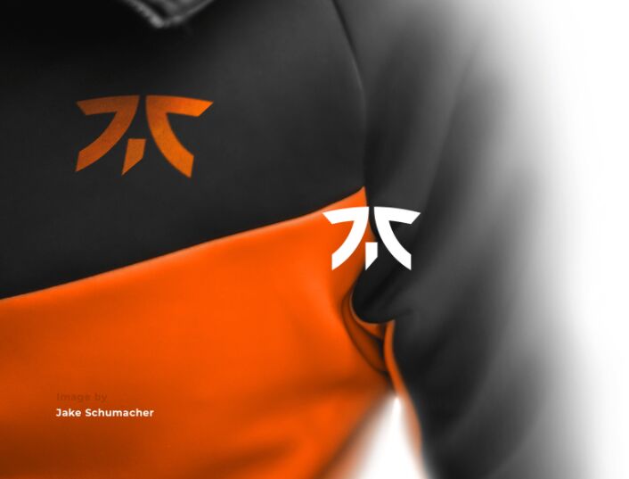 E-sports Hoodie Jersey Mockup Freebie