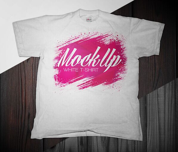 FREE WHITE T-SHIRT MOCK-UP