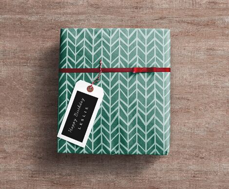 gift-wrap-box-psd-mockup